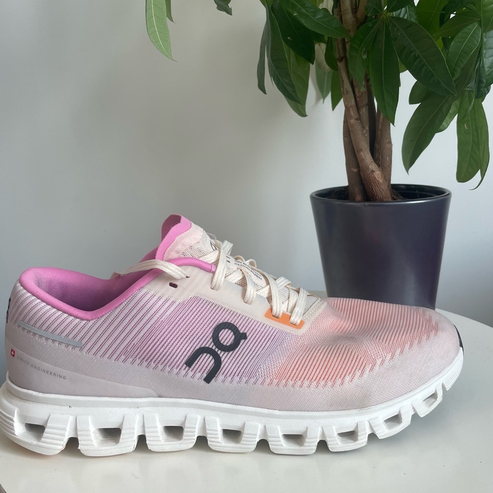 en Size 11.5 On Cloud 6 Push Tangerine Raspberry Running Shoes